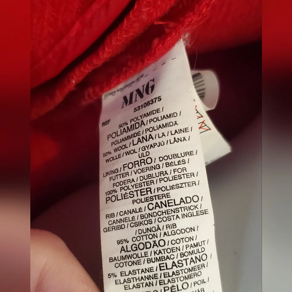 Little Red Winter Coat With Hood Faux Fur - Picture 5 of 13